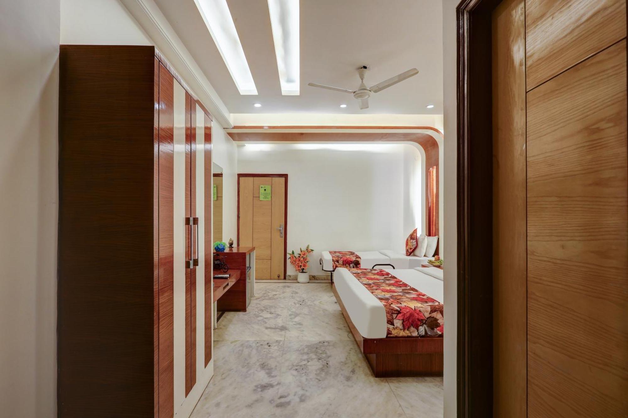 The Hindustan International - Traveller'S Choice Award 2025 Best Of Best Winning Hotel Nowe Delhi Zewnętrze zdjęcie