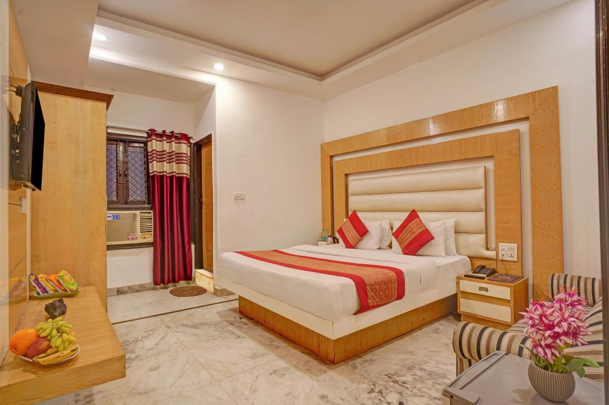 The Hindustan International - Traveller'S Choice Award 2025 Best Of Best Winning Hotel Nowe Delhi Zewnętrze zdjęcie