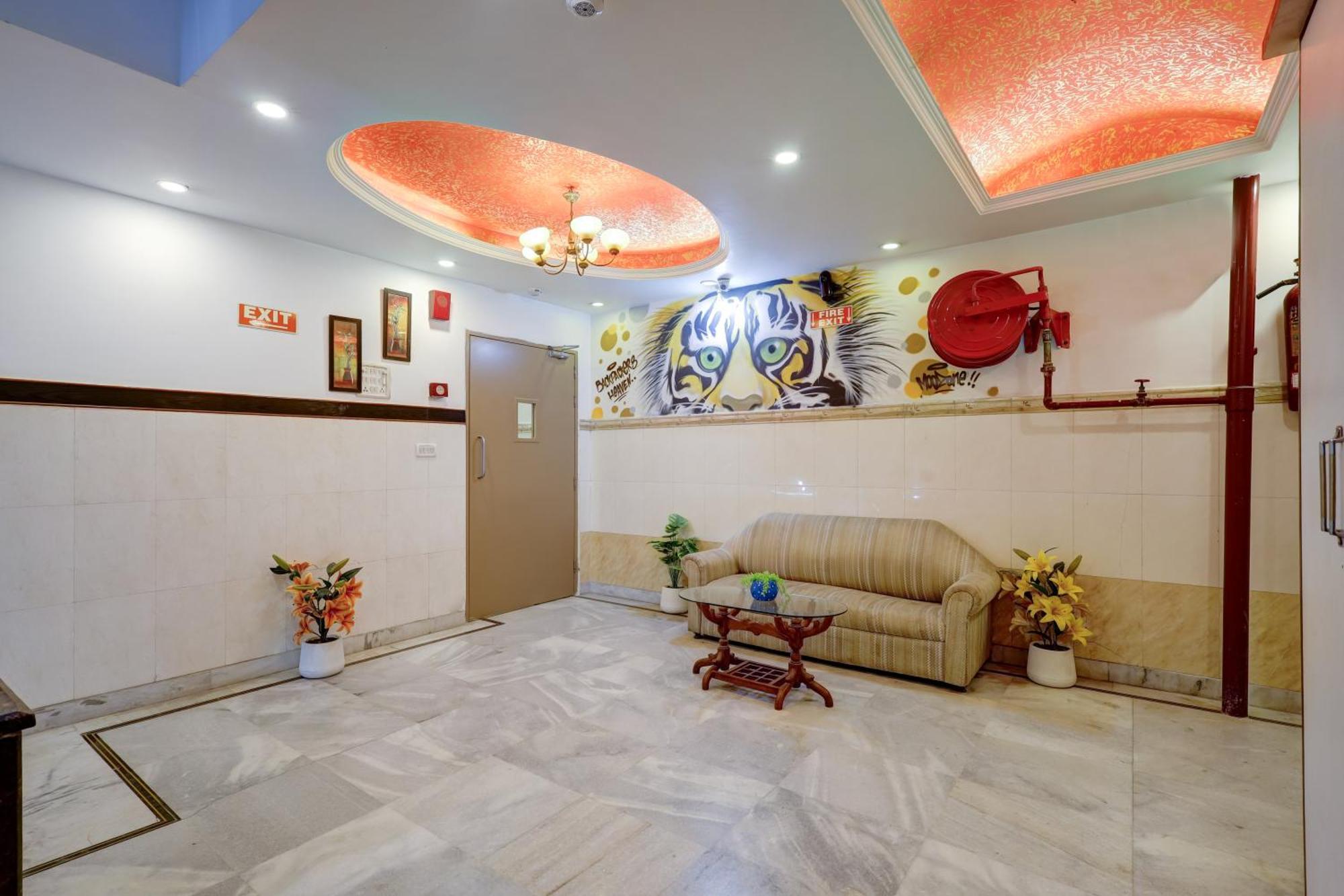 The Hindustan International - Traveller'S Choice Award 2025 Best Of Best Winning Hotel Nowe Delhi Zewnętrze zdjęcie